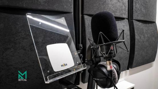 podcasts zitten in de lift