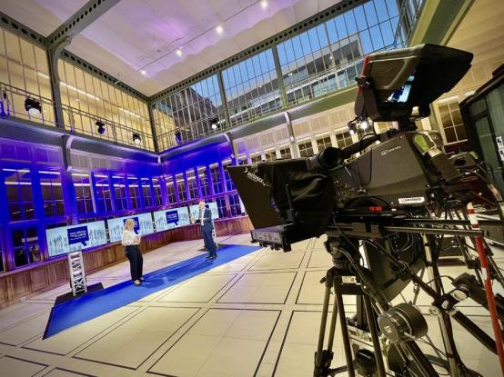 professionele camera in opnamestudio